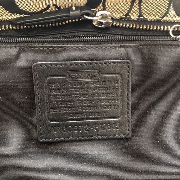 ***SOLD***Coach Signature Lunch Tote and Wallet - Picture 16 of 16